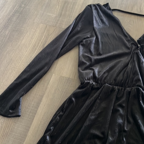Black Velvet Romper - Picture 4 of 7